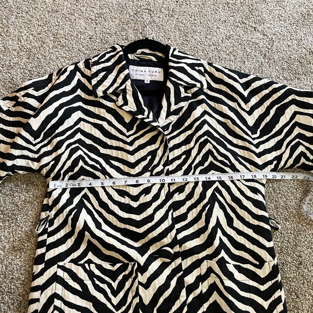 Trina Turk Zebra Cacoon Jacket size 6 - Picture 6 of 7